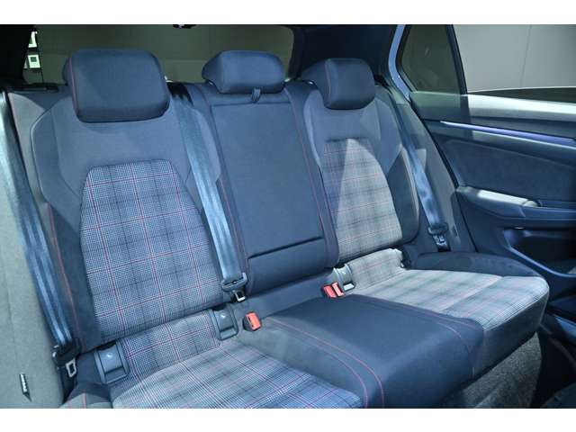 フォルクスワーゲン ゴルフ ＧＴＩ R4年 (関東) 99