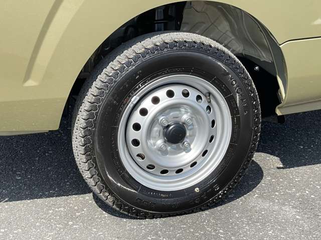 ダイハツ ハイゼットトラック ６６０ ジャンボ エクストラ ３方開 ４ＷＤ R8年 (関東) 99