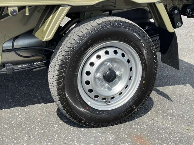 ダイハツ ハイゼットトラック ６６０ ジャンボ エクストラ ３方開 ４ＷＤ R8年 (関東) 99