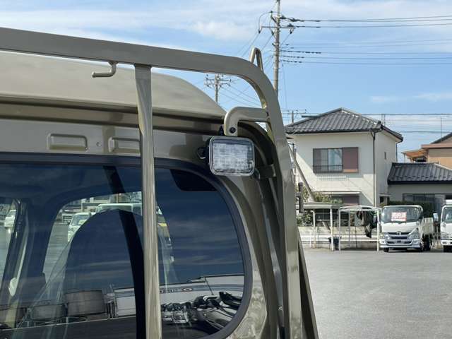 ダイハツ ハイゼットトラック ６６０ ジャンボ エクストラ ３方開 ４ＷＤ R8年 (関東) 99