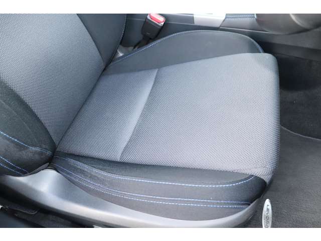 スバル レヴォーグ １．６ ＧＴ－Ｓ アイサイト ４ＷＤ H27年 (九州・沖縄) 99