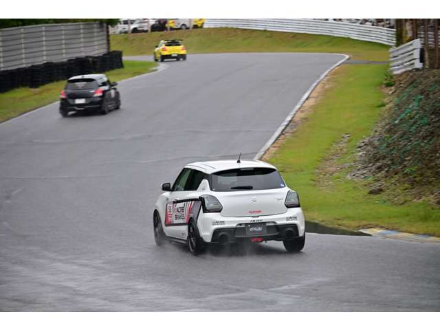 スズキ スイフト スポーツ １．４ R1年 (近畿) 99