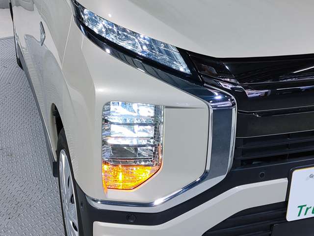 三菱 ｅＫクロス　ＥＶ Ｇ R4年 () 99