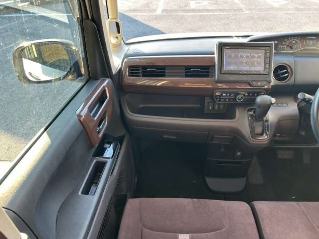 ホンダ Ｎ　ＢＯＸ ６６０ Ｇ Ｌ ターボ ホンダセンシング カッパーブラウンスタイル R1年 () 99