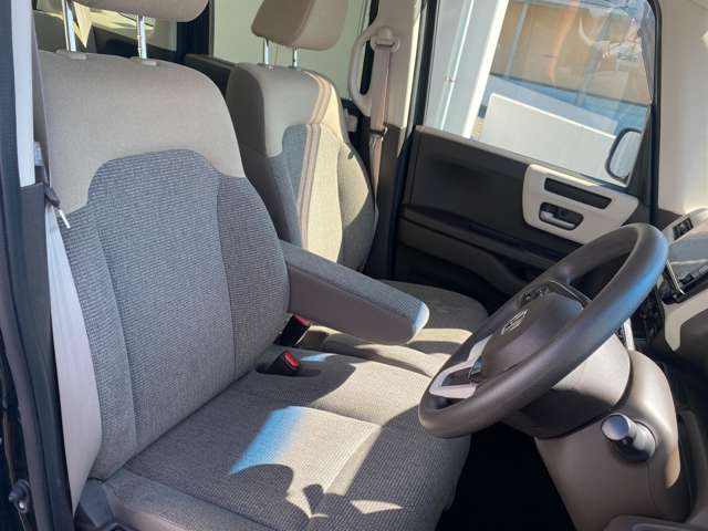 ホンダ Ｎ　ＢＯＸ ６６０ Ｌ R4年 (中国) 99