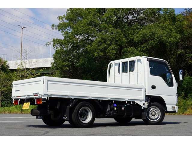 いすゞ エルフ １．５５Ｔ 平ボディ 低床 R1年 (近畿) 99