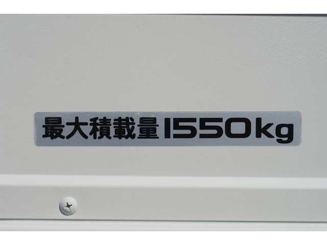 いすゞ エルフ １．５５Ｔ 平ボディ 低床 R1年 (近畿) 99