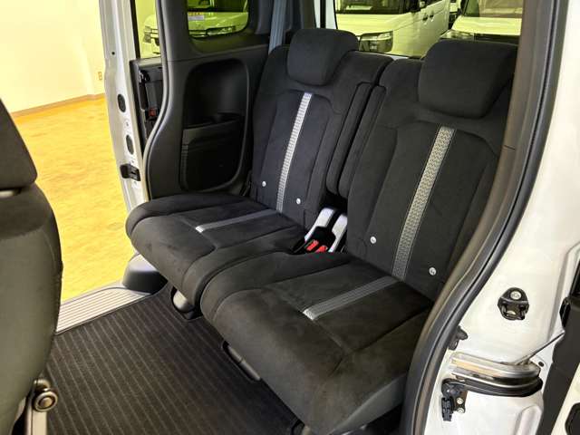 ホンダ Ｎ　ＢＯＸ カスタム ６６０ Ｌ R4年 (四国) 99