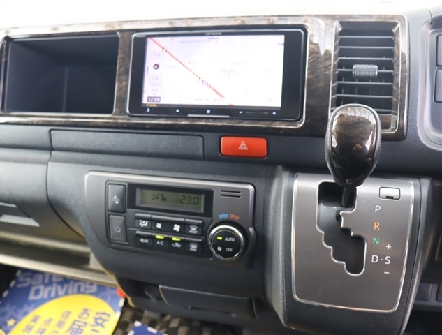 トヨタ ハイエースバン ２．７ スーパーＧＬ ダークプライム ワイド ミドルルーフ ロングボディ ４ＷＤ H30年 () 99