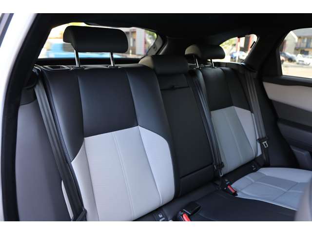 ランドローバー レンジローバーヴェラール ダイナミックＨＳＥ ２．０Ｌ Ｐ４００Ｅ ４ＷＤ R6年 (東海) 99