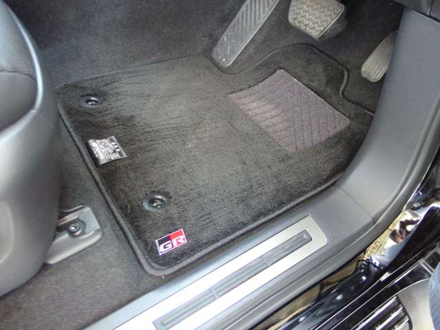 トヨタ ランドクルーザー ３．５ ＶＸ ４ＷＤ R5年 (東海) 99