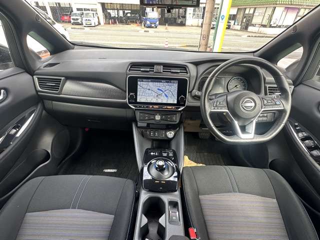 日産 リーフ Ｘ　Ｖセレクション R4年 (東海) 99