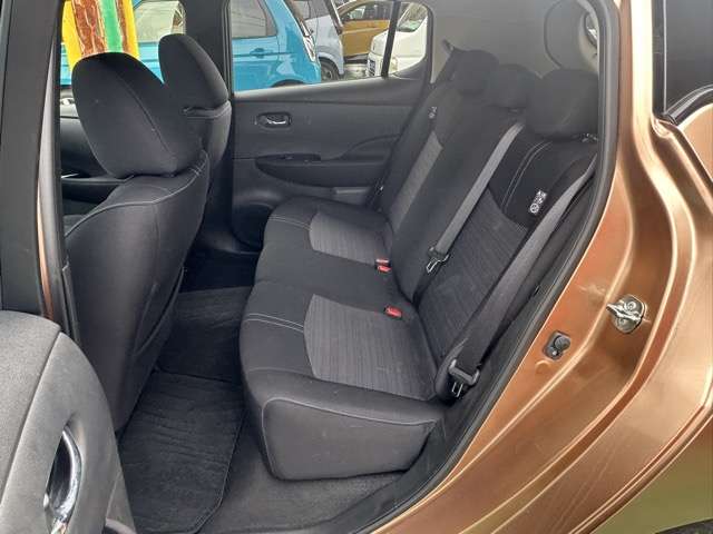 日産 リーフ Ｘ　Ｖセレクション R4年 (東海) 99