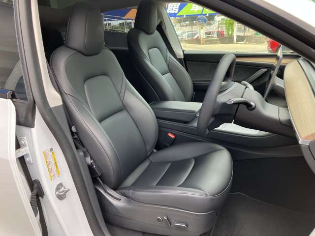 テスラ モデルＹ ＲＷＤ R4年 (九州・沖縄) 99