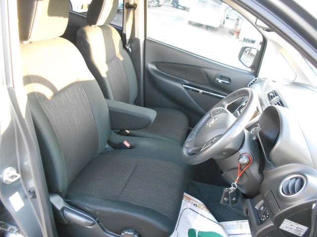 日産 デイズ ６６０ ハイウェイスターＧターボ H29年 () 99