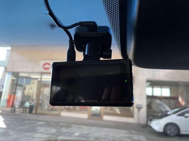 ホンダ インサイト １．５ ＬＸ R4年 (関東) 99