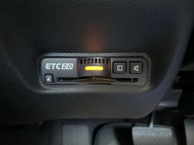ホンダ インサイト １．５ ＬＸ R4年 (関東) 99