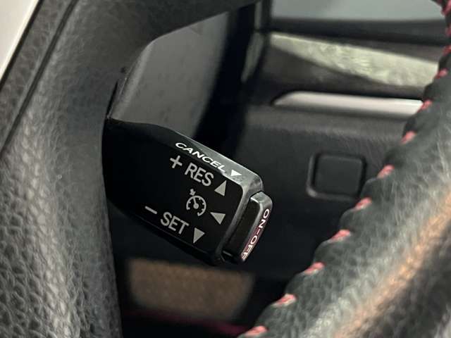 トヨタ クラウン　ハイブリッド ハイブリッド ２．５ Ｇ リボーン ピンク H25年 (関東) 99