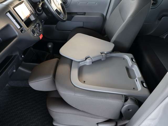日産 ＮＶ１５０　ＡＤ １．５ エキスパート ＧＸ H30年 (関東) 99