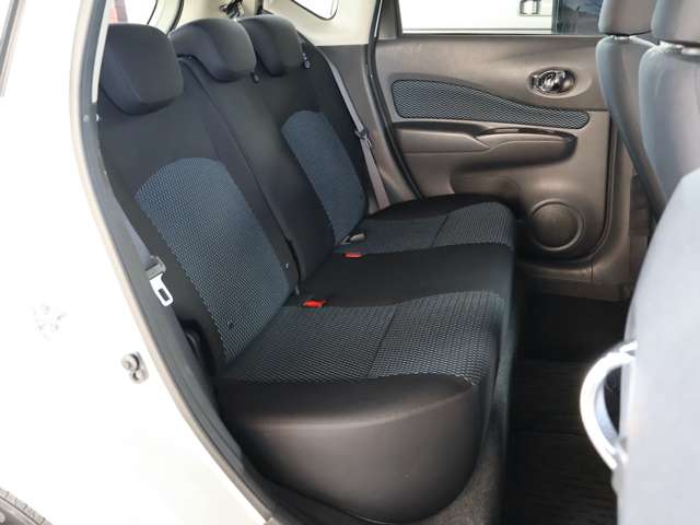 日産 ノート １．２ Ｘ ＤＩＧ－Ｓ Ｖセレクション プラスセーフティ H26年 (関東) 99