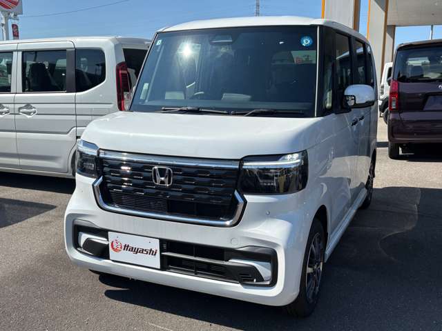 ホンダ Ｎ　ＢＯＸ カスタム ６６０ R8年 () 99