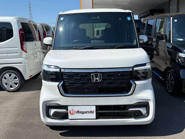 ホンダ Ｎ　ＢＯＸ カスタム ６６０ R8年 () 99