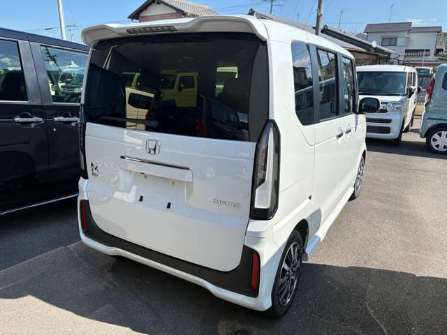 ホンダ Ｎ　ＢＯＸ カスタム ６６０ R8年 () 99