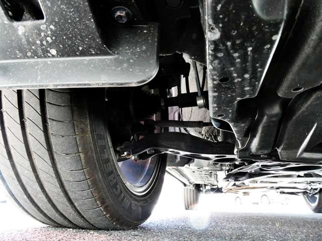 トヨタ カローラクロス　ハイブリッド １．８ ハイブリッド Ｚ Ｅ－ＦＯＵＲ ４ＷＤ R3年 () 99