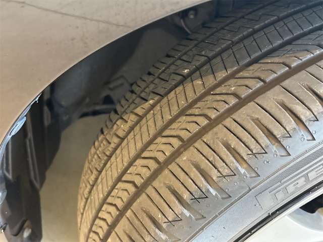 トヨタ プリウス １．８ Ｓ ツーリングセレクション R1年 (近畿) 99
