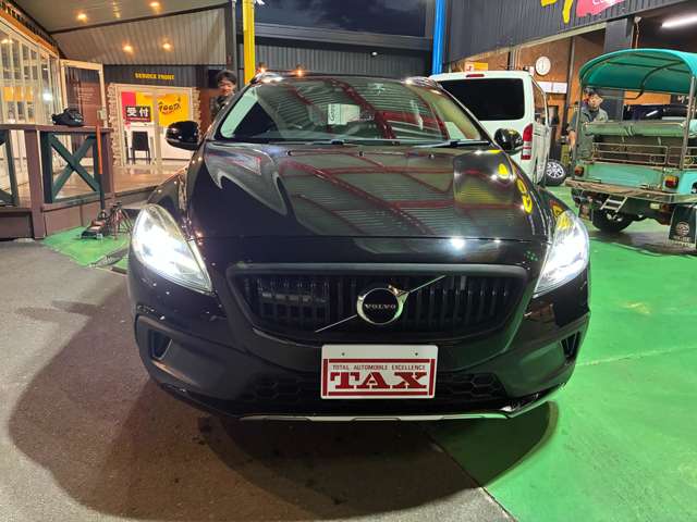 ボルボ Ｖ４０クロスカントリー Ｄ４ モメンタム ディーゼルターボ H29年 (近畿) 99
