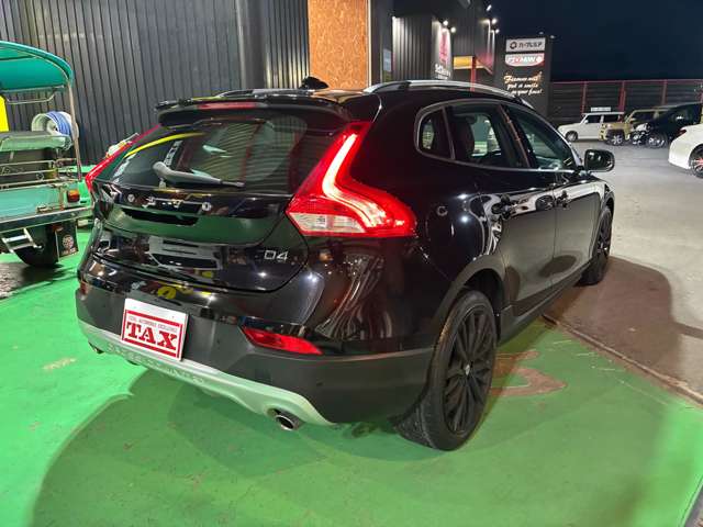 ボルボ Ｖ４０クロスカントリー Ｄ４ モメンタム ディーゼルターボ H29年 (近畿) 99