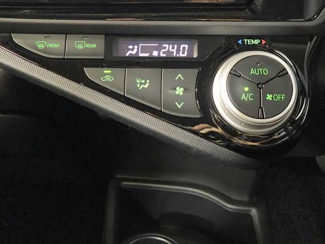 トヨタ アクア １．５ Ｇ H28年 (近畿) 99