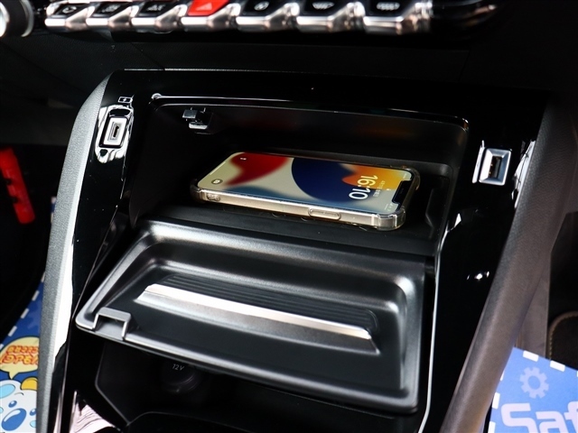 プジョー ＳＵＶ ２００８ ＧＴ パック ブルーＨＤＩ ディーゼルターボ R4年 (関東) 99