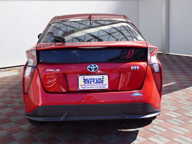 トヨタ プリウス １．８ Ｓ ツーリングセレクション H29年 (関東) 99