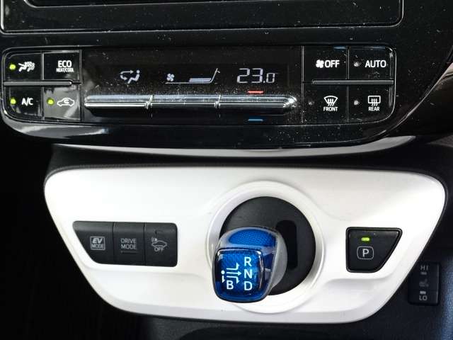 トヨタ プリウス １．８ Ｓ ツーリングセレクション H29年 (関東) 99