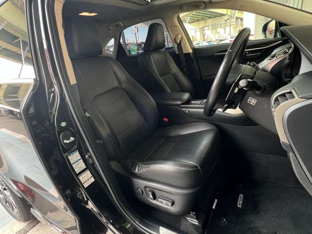 レクサス ＮＸ２００ｔ ２００Ｔ バージョンＬ ４ＷＤ H26年 (東海) 99