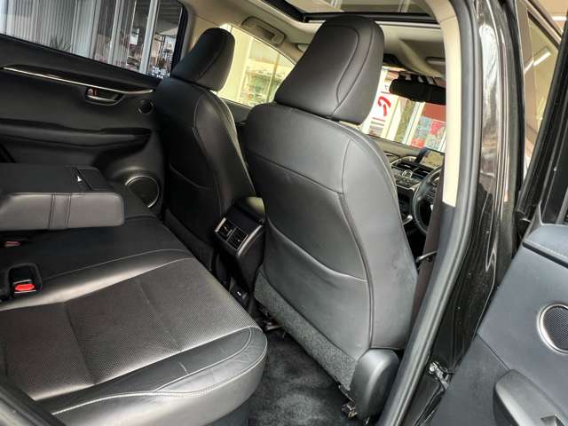 レクサス ＮＸ２００ｔ ２００Ｔ バージョンＬ ４ＷＤ H26年 (東海) 99