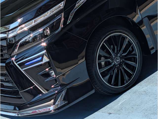 トヨタ ヴォクシー ２．０ ＺＳ 煌ＩＩＩ R2年 (東海) 99