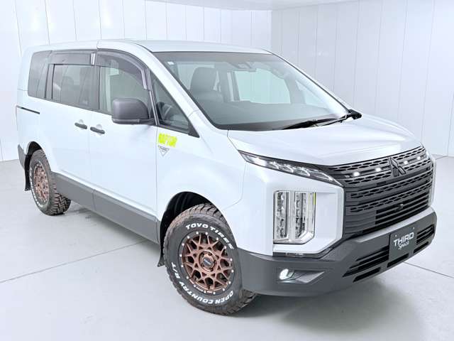 三菱 デリカ　Ｄ：５ ２．２ Ｐ ディーゼルターボ ４ＷＤ R6年 () 99
