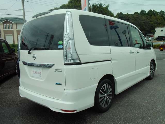 日産 セレナ ２．０ ハイウェイスター Ｖセレクション＋ＳＡＦＥＴＹＩＩ Ｓ－ＨＹＢＲＩＤ H28年 (関東) 99
