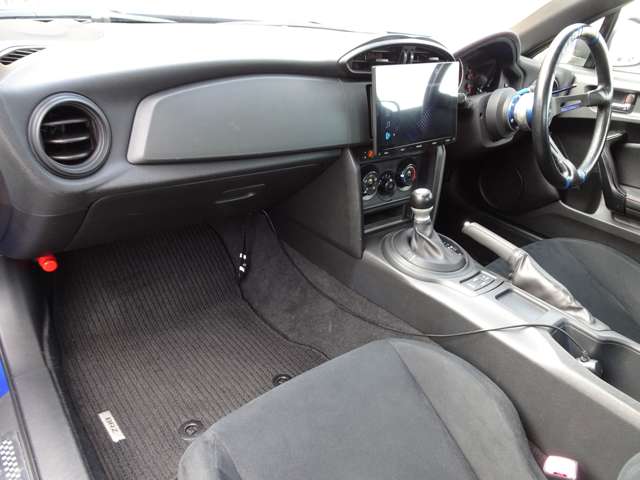 スバル ＢＲＺ ２．０ Ｒ H26年 (関東) 99