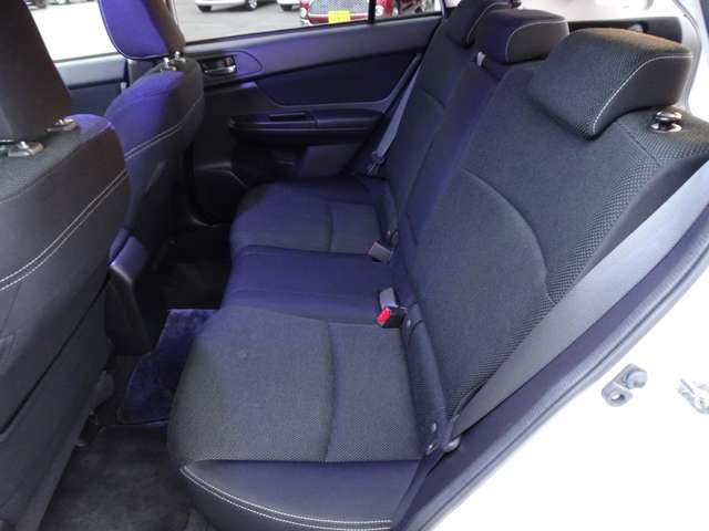 スバル インプレッサＸＶ ２．０Ｉ－Ｌ ４ＷＤ H25年 (関東) 99