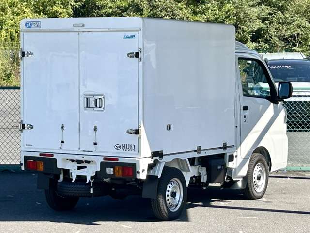 ダイハツ ハイゼットトラック ＦＲＰ中温冷蔵冷凍車 －７℃設定 R8年 () 99