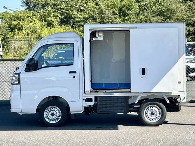 ダイハツ ハイゼットトラック ＦＲＰ中温冷蔵冷凍車 －７℃設定 R8年 () 99