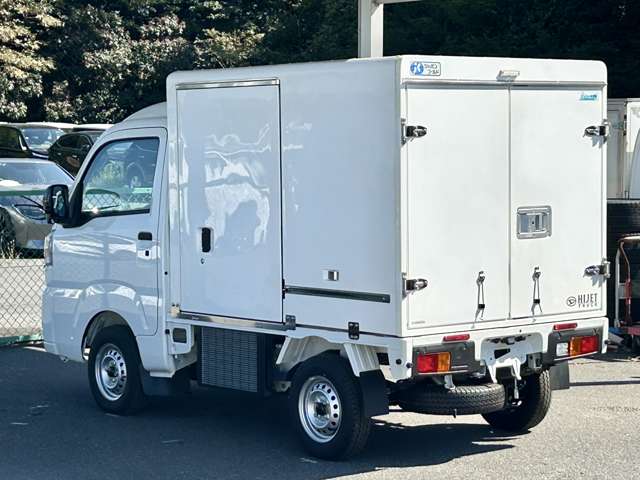 ダイハツ ハイゼットトラック ＦＲＰ中温冷蔵冷凍車 －７℃設定 R8年 () 99