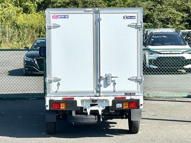 ダイハツ ハイゼットトラック スタンバイ機能付キ 低温冷蔵冷凍車 R8年 () 99