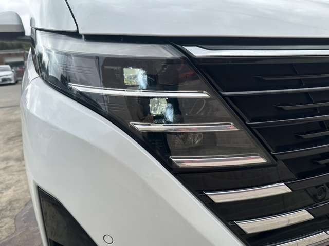 日産 セレナ ２．０ ハイウェイスターＶ R5年 (関東) 99