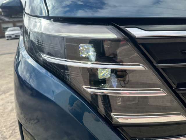 日産 セレナ １．４ Ｅ－ＰＯＷＥＲ ルキシオン R5年 (関東) 99