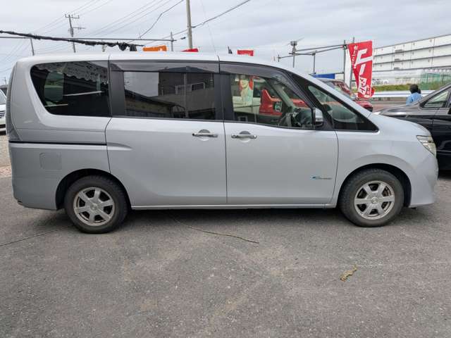 日産 セレナ ２．０ ２０Ｘ Ｓ－ＨＹＢＲＩＤ H26年 () 99