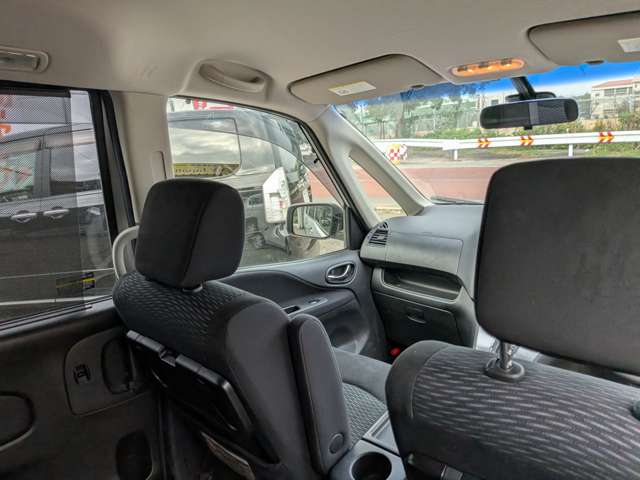 日産 セレナ ２．０ ２０Ｘ Ｓ－ＨＹＢＲＩＤ H26年 () 99